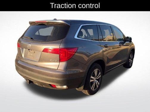 Modern Steel Metallic 2017 Honda Pilot EX-L