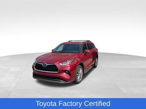 Ruby Flare Pearl 2026 Toyota Highlander Hybrid Platinum