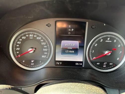 Polar White 2016 Mercedes-Benz GLC 300 4MATIC