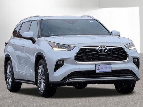 2026 Toyota Highlander Hybrid Platinum
