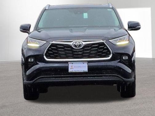 2026 Toyota Highlander Hybrid Limited