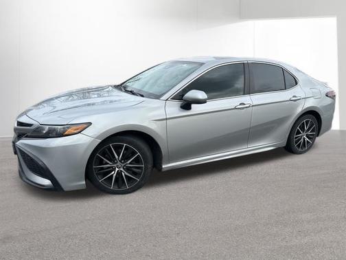Celestial Silver Metallic 2021 Toyota Camry SE