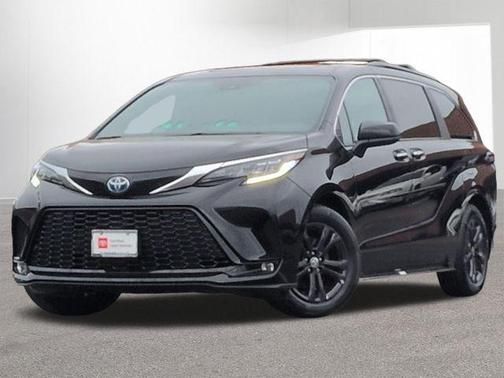 Midnight Black Metallic 2024 Toyota Sienna XSE 7 Passenger