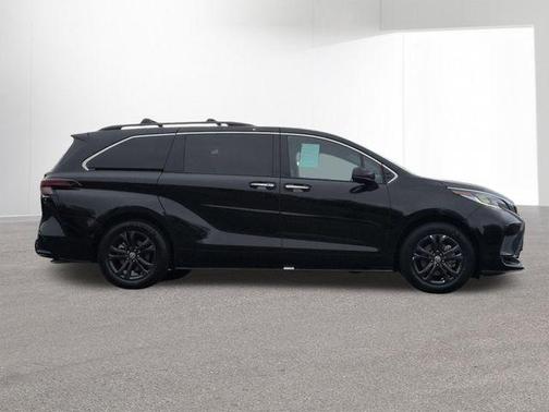 Midnight Black Metallic 2024 Toyota Sienna XSE 7 Passenger