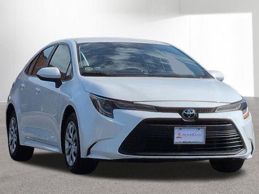 Ice Cap 2024 Toyota Corolla LE