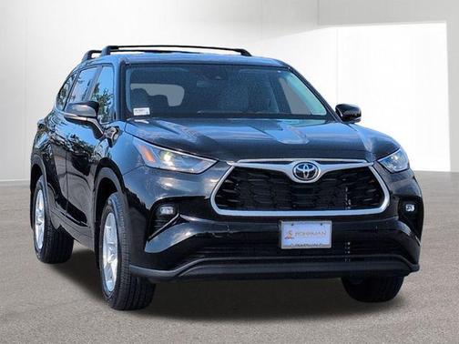 2025 Toyota Highlander LE