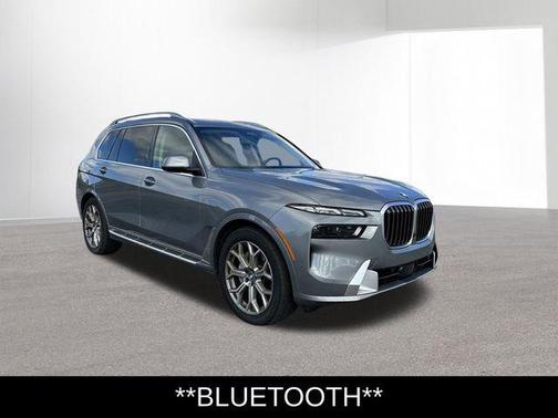 Skyscraper Grey Metallic 2025 BMW X7 xDrive40i