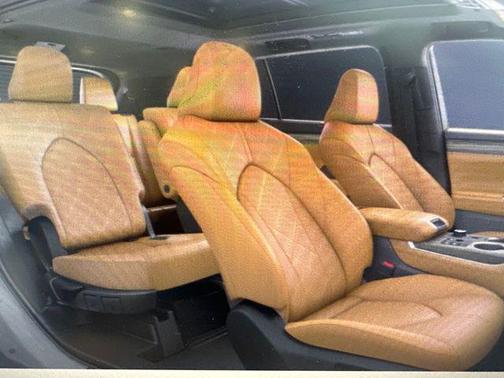 Midnight Black Metallic 2026 Toyota Highlander Platinum