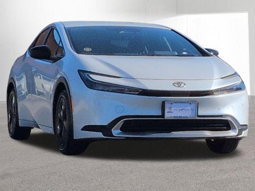 Wind Chill Pearl 2024 Toyota Prius Prime SE