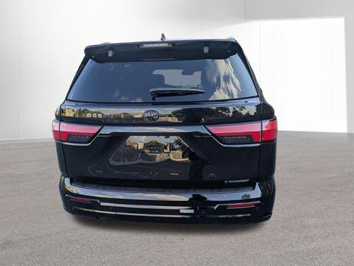2025 Toyota Sequoia Platinum