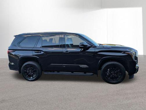 2025 Toyota Sequoia Platinum