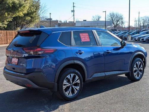 2022 Nissan Rogue SV