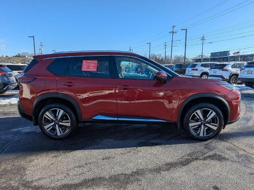 2023 Nissan Rogue SL