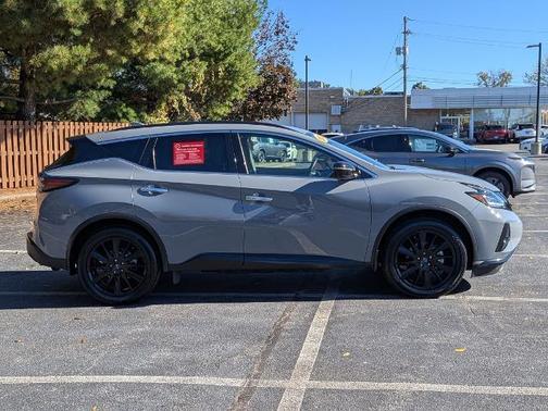 2023 Nissan Murano SV