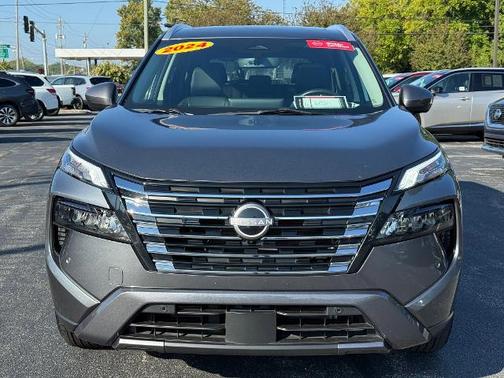 2024 Nissan Rogue SL