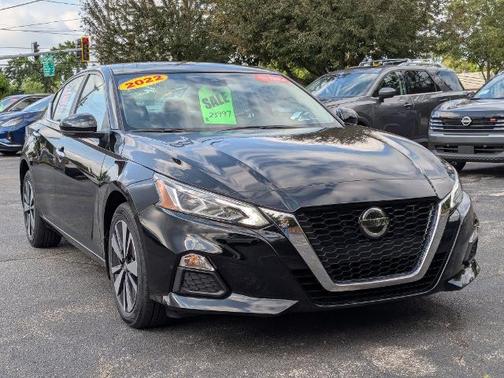 2022 Nissan Altima 2.5 SV