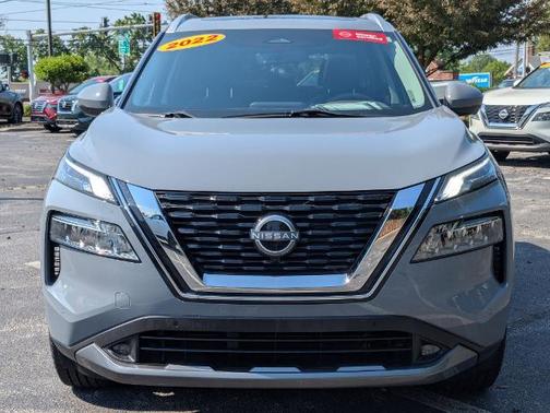 2022 Nissan Rogue SL