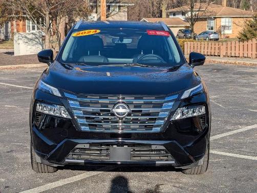 2024 Nissan Rogue Platinum