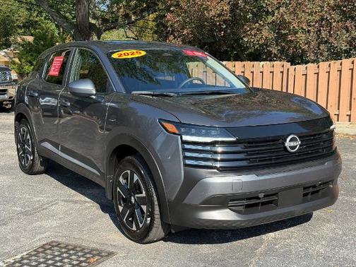 2025 Nissan Kicks SV