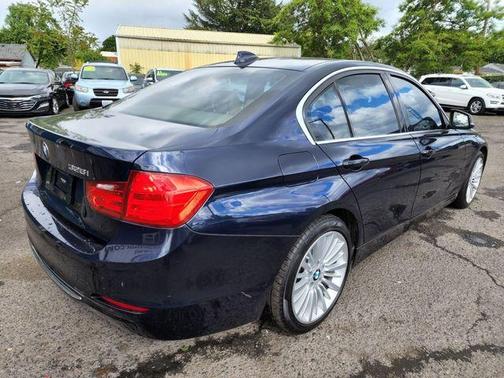 Photo 5 of 35 of 2012 BMW 328 i