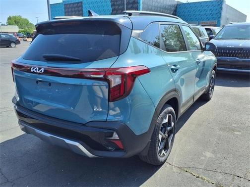 2025 Kia Seltos S