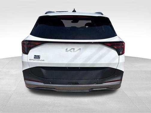 Glacial White Pearl 2026 Kia Sportage EX