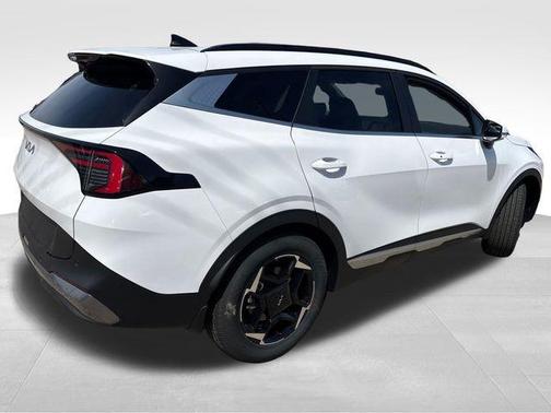 Glacial White Pearl 2026 Kia Sportage EX