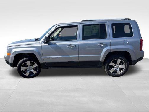 Billet Silver Metallic Clearcoat 2016 Jeep Patriot Latitude