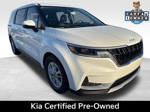2024 Kia Carnival LX
