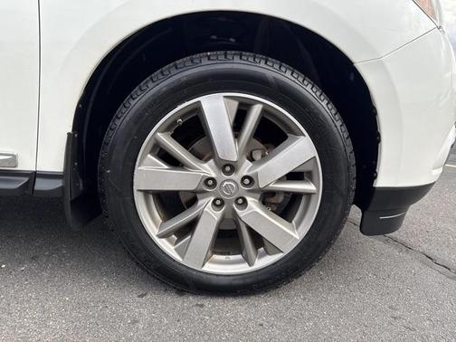 2015 Nissan Pathfinder Platinum