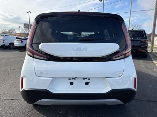 2023 Kia Soul LX