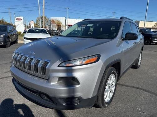 2016 Jeep Cherokee Sport