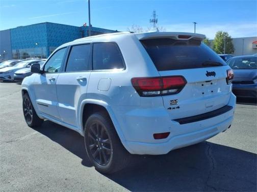 2017 Jeep Grand Cherokee Altitude