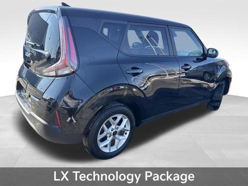 2023 Kia Soul LX
