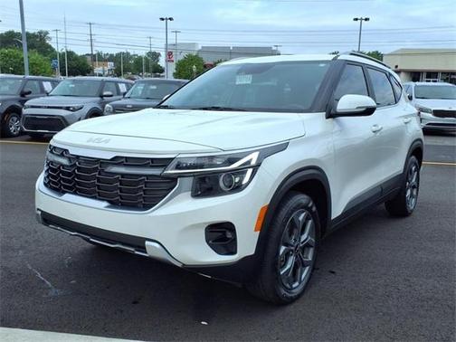 2024 Kia Seltos S