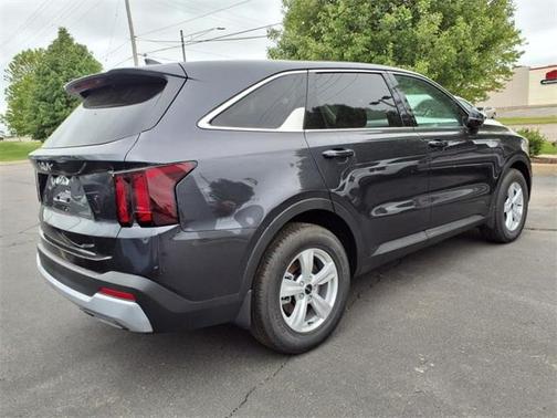 2025 Kia Sorento LX