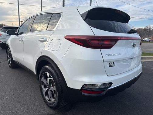 2022 Kia Sportage LX