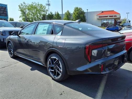 2025 Kia K4 GT-Line