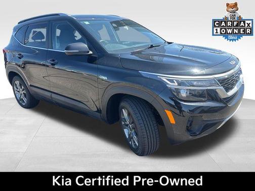 Cherry Black 2023 Kia Seltos S