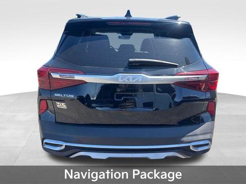 Cherry Black 2023 Kia Seltos S