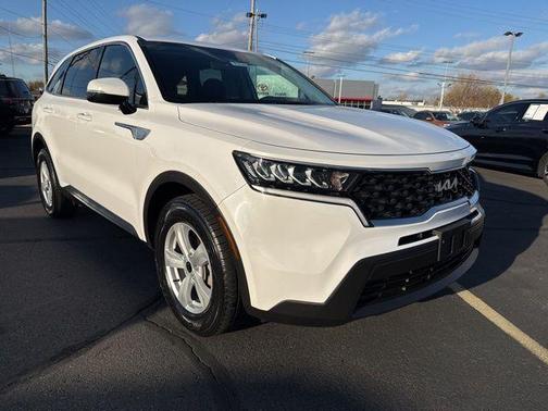 2023 Kia Sorento LX