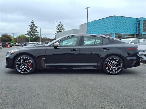 2023 Kia Stinger GT2