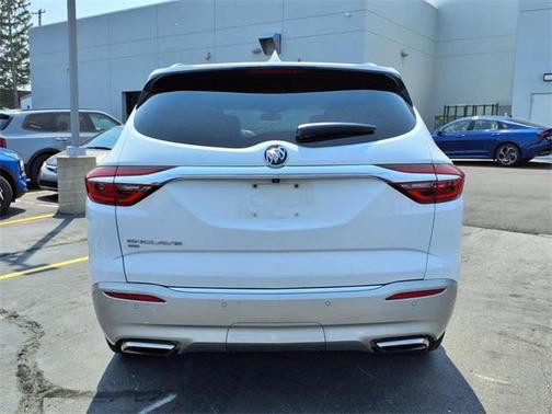 2021 Buick Enclave Essence