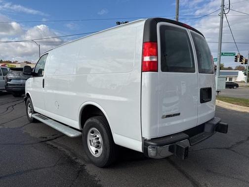 2024 Chevrolet Express 2500 Work Van