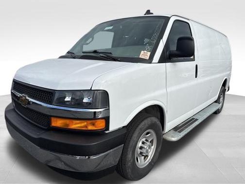 2024 Chevrolet Express 2500 Work Van