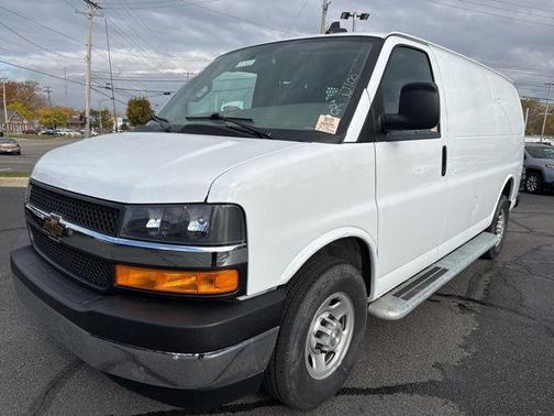 2024 Chevrolet Express 2500 Work Van