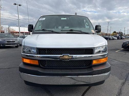 2024 Chevrolet Express 2500 Work Van