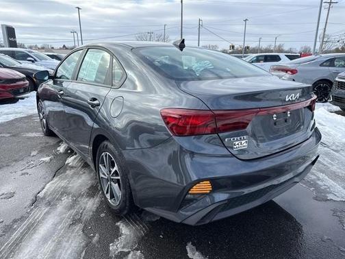 2023 Kia Forte LXS