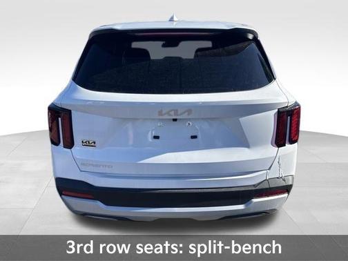 2026 Kia Sorento LX