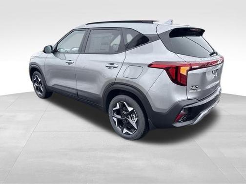 Steel Gray 2026 Kia Seltos S